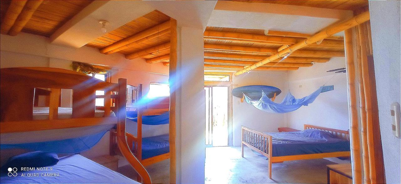 Hostal Puerto Engabao "El Surf Shelter" Exterior photo